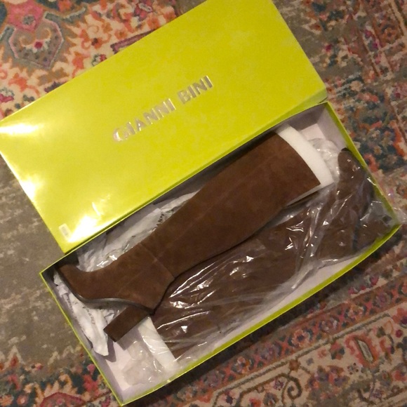 1 pair Gianni Bini boots $190 - Picture 1 of 6